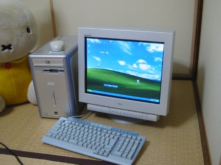 フロンティア神代のパソコン